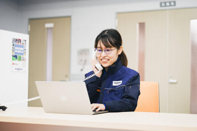 萬運輸株式会社の画像