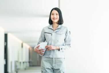 空調服をかわいく着るには？女性向けの選び方とおしゃれに見せるポイント