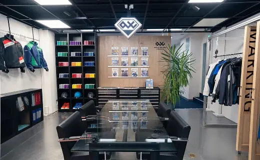 東京オフィスの店舗外観
